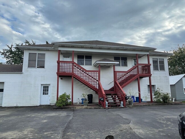Building Photo - 244 South Street
