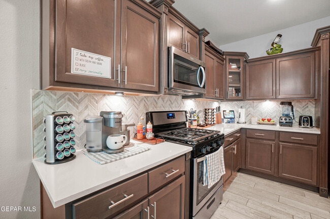 Building Photo - 14709 Tierra Garcia Dr