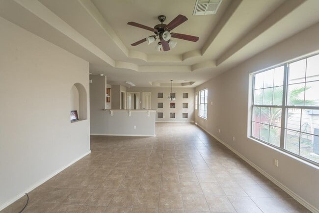 Building Photo - 17314 Blackstone Trails Dr
