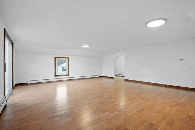 Building Photo - 47 Railroad Ave