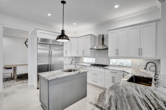 Building Photo - 9210 Equus Cir