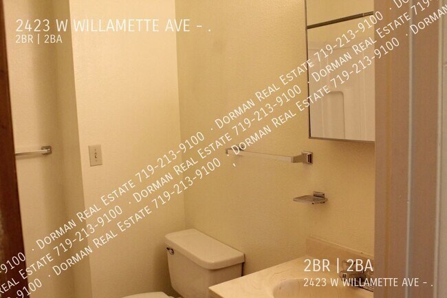 Building Photo - 2423 W WILLAMETTE Ave