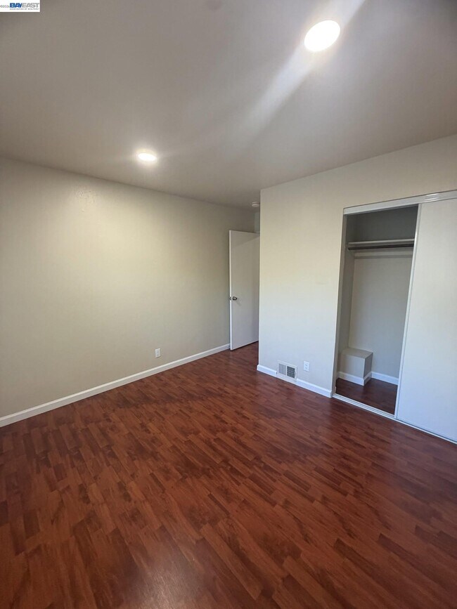 Building Photo - 2170 Arroyo Ct