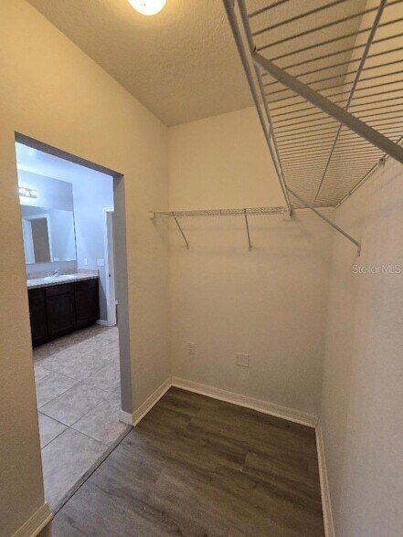 Building Photo - 3683 Julius Estates Blvd