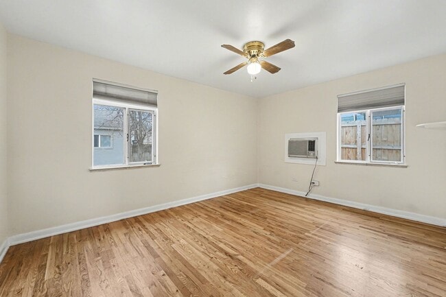 Building Photo - 3Bed/1Bath Home in Littleton