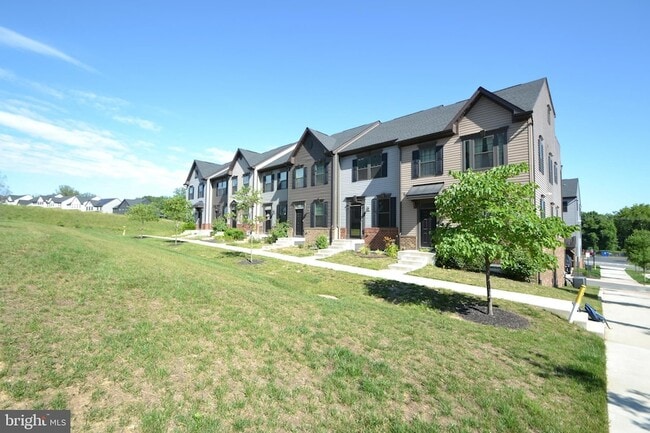 Building Photo - 1318 Trestle Dr