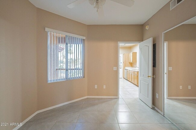 Building Photo - 2929 W Yorkshire Dr