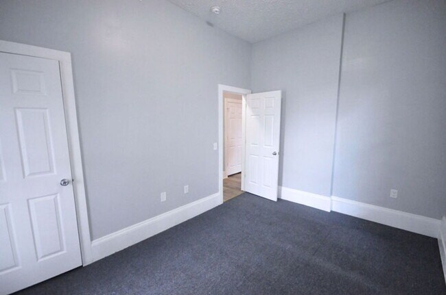 Building Photo - 51 McMillen Ave