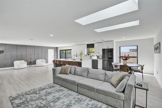 Building Photo - 9371 SW 185th Terrace