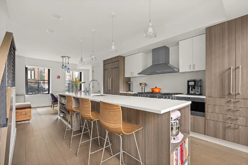 Building Photo - 71 Greene Ave