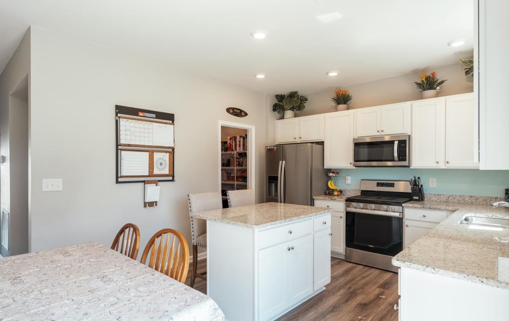 Building Photo - 55 Pinyon Ct