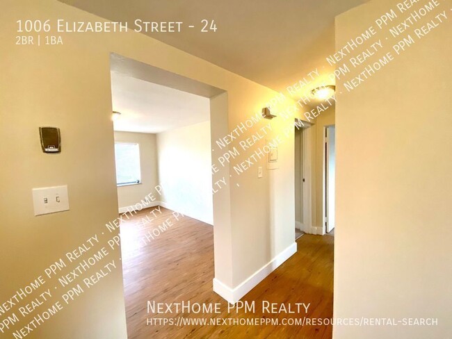 Building Photo - Nice Carnegie 2 Bedroom Near Shopping and ...