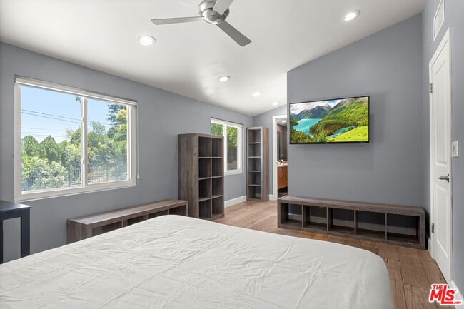 Building Photo - 20159 Hatteras St