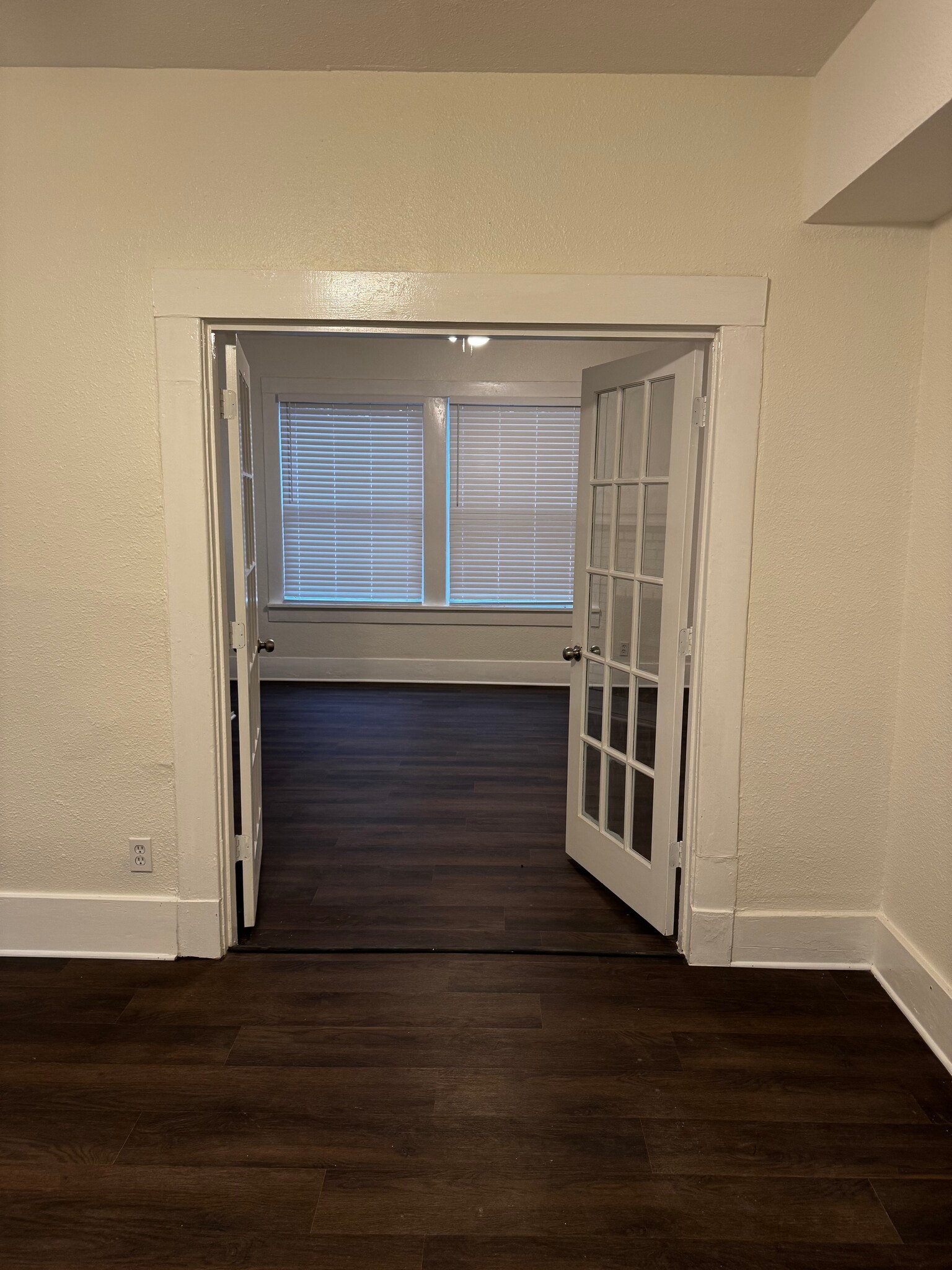 Building Photo - 111 N Winnetka Ave