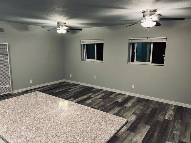 Building Photo - 3826 Monroe Ave