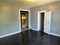 Building Photo - Great Space, Great Value – 2 Bedroom Home ...
