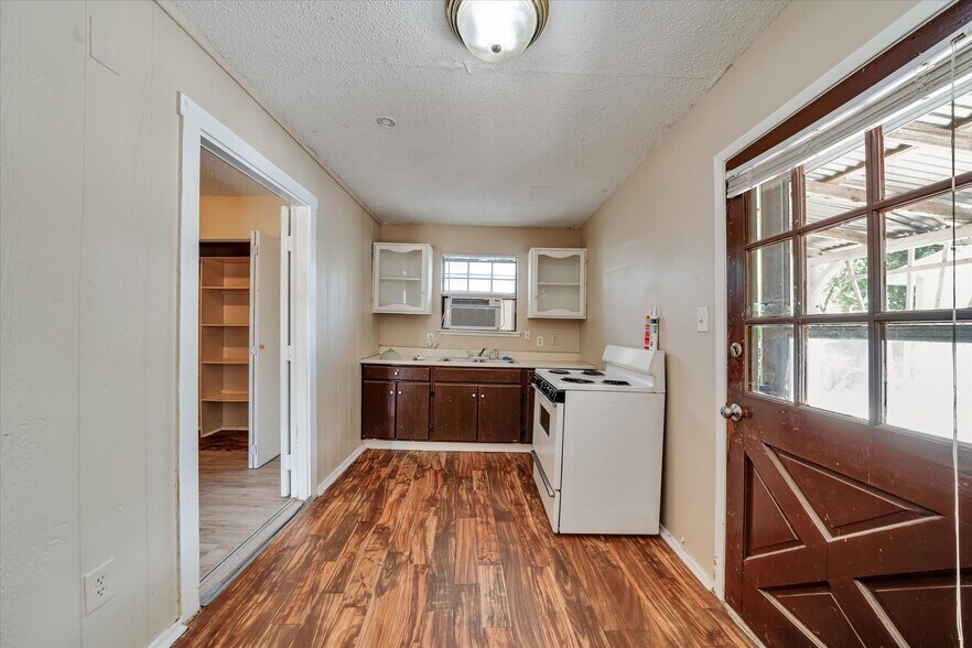Building Photo - 15278 Mesquite Trl