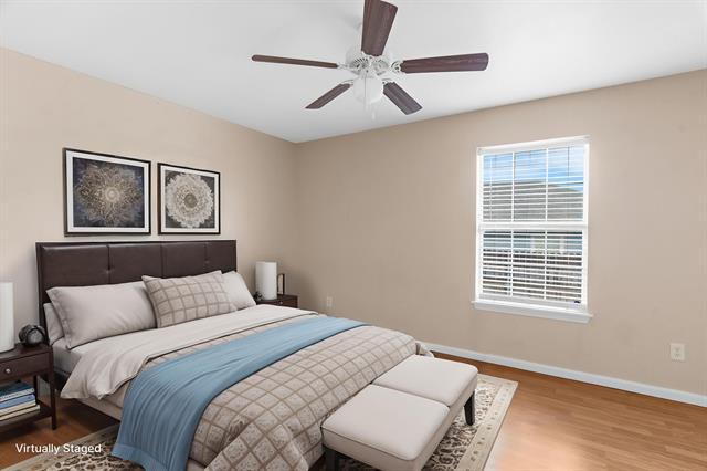 Building Photo - 1702 Manor Garden Mnr