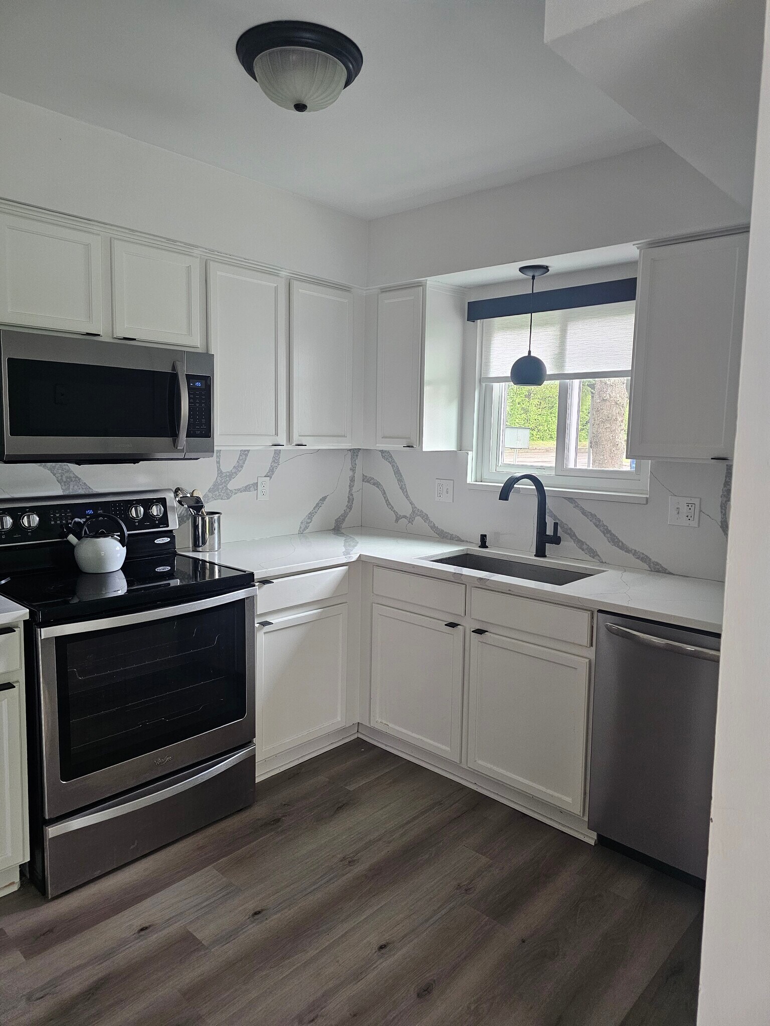 Building Photo - 1622 Rivers Edge