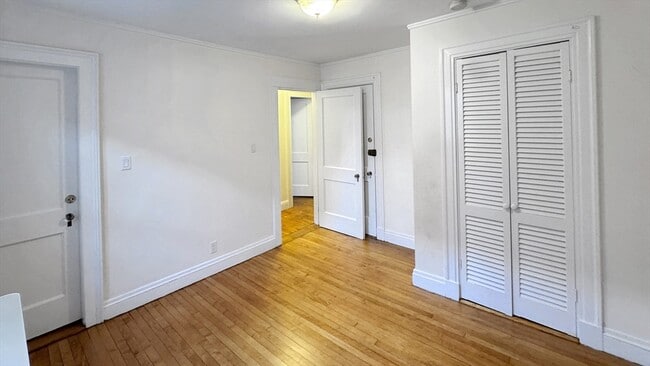 Building Photo - 12 Aberdeen St