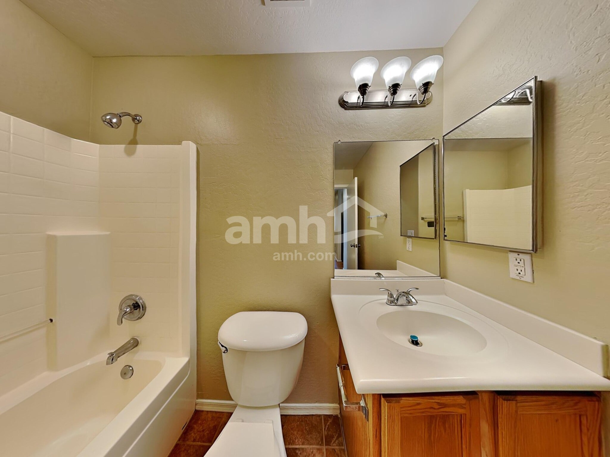 Building Photo - 10406 W Miami St