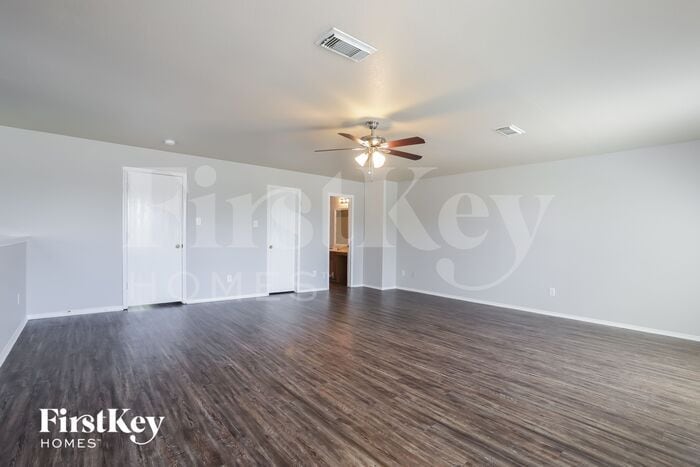 Building Photo - 7934 Tawny Bluff Ct