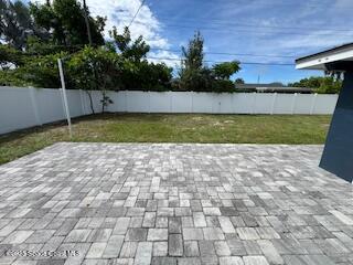 Building Photo - 1575 Glen Haven Dr