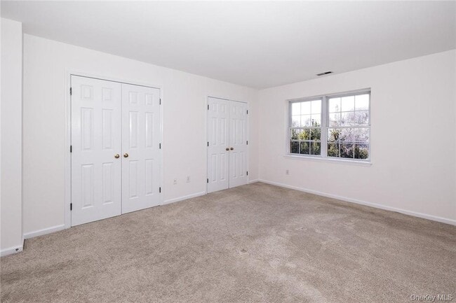 Building Photo - 41 N Moger Ave