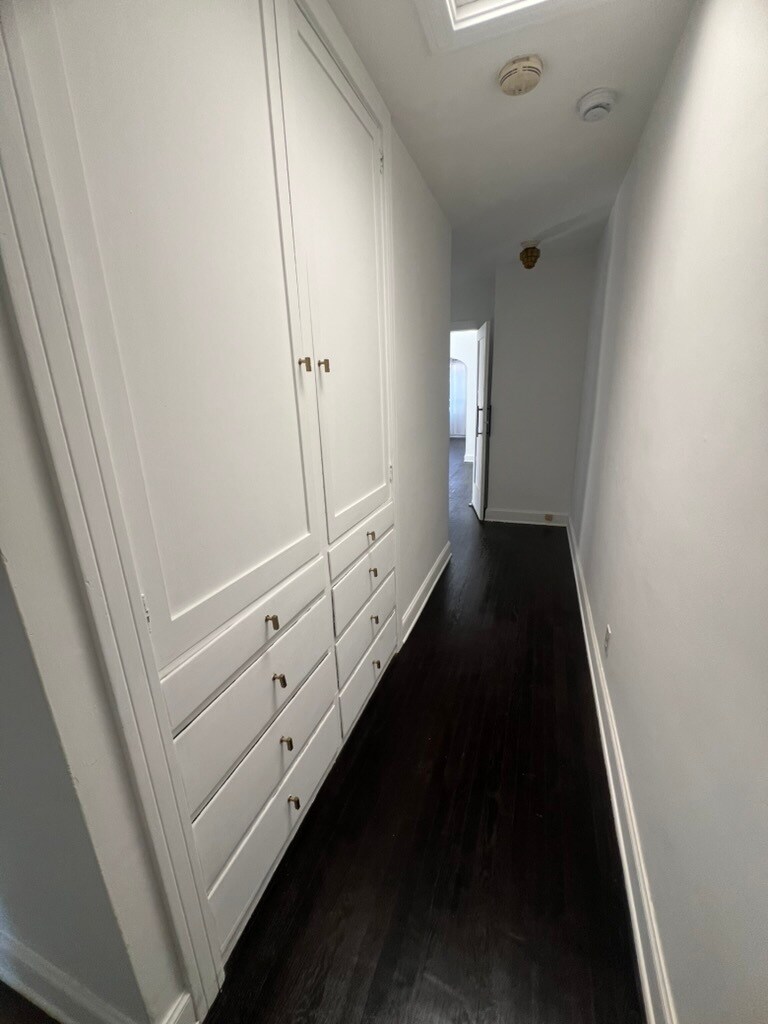 Building Photo - 1234 Keniston Ave