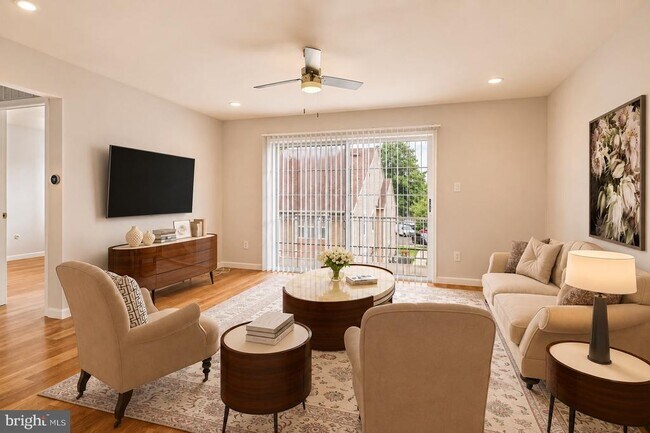 Building Photo - 3520B Neils Ct