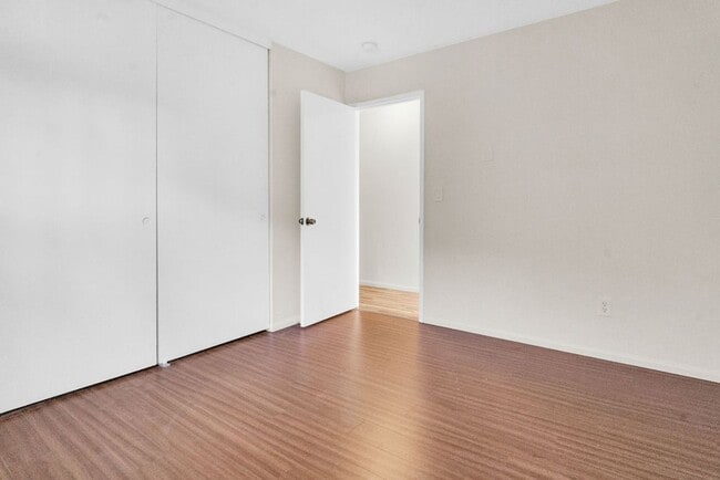 Building Photo - Spacious four bedroom in Prime UTC/UCSD Location! Available immediately!