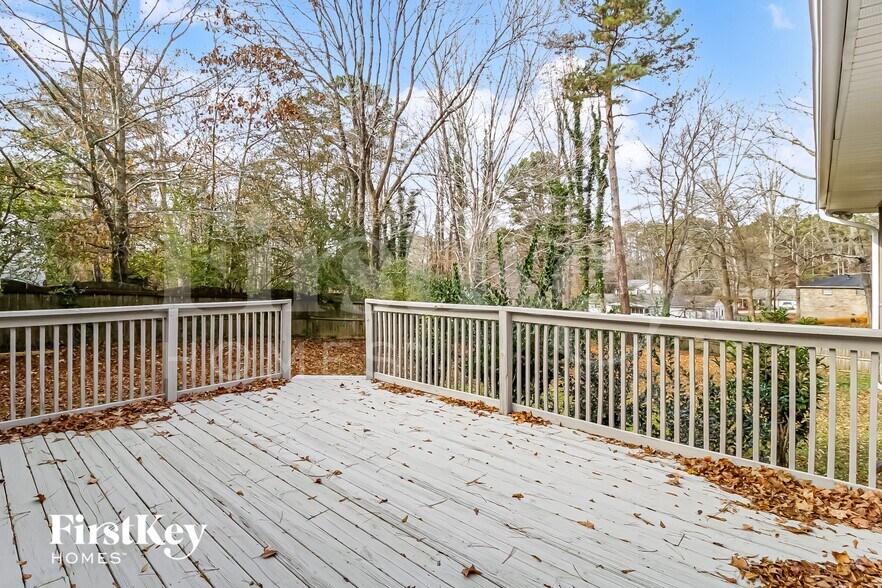 Building Photo - 6356 Pine Frost Dr