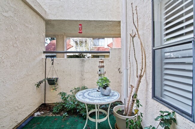 Building Photo - Coming Soon! Your Perfect First-Floor 1 Be...