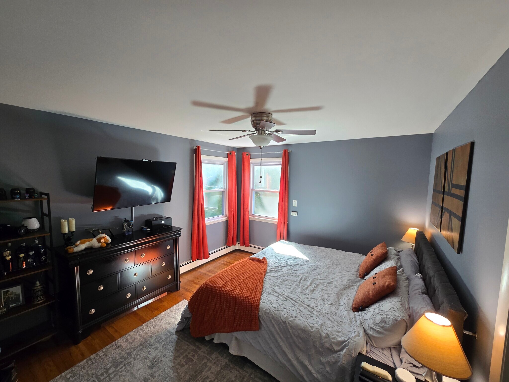 Bedroom 1 of 3 - 90 Hackett Blvd