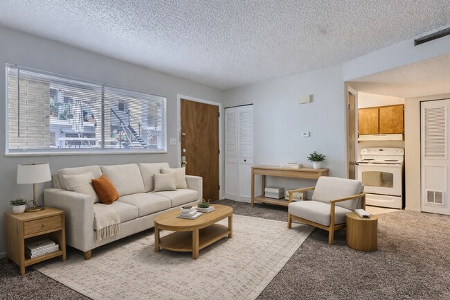 Building Photo - 515 Sunset Rd