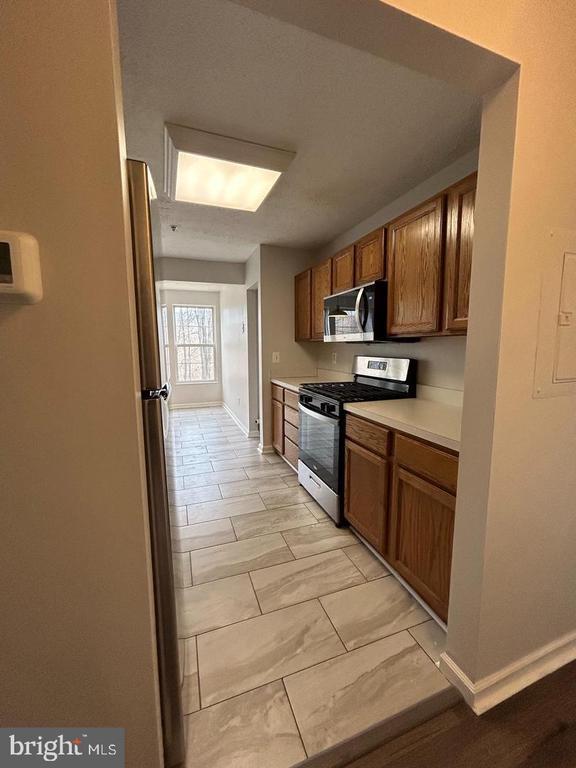 Building Photo - 25905 Ridge Manor Dr