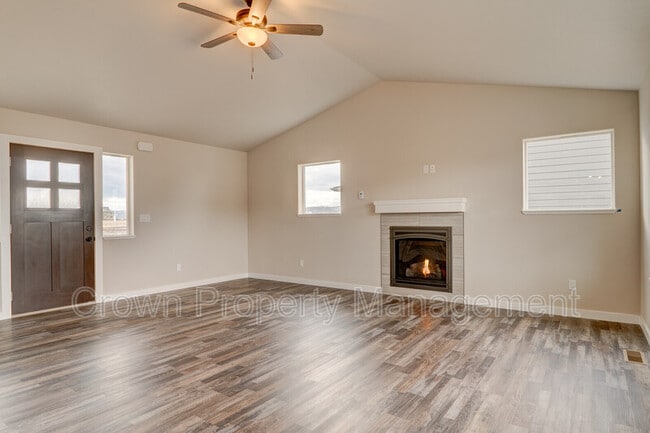 Building Photo - 517 Sparrow Rd