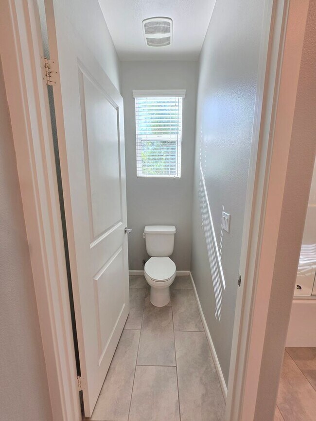 Building Photo - 14910 Castille Way