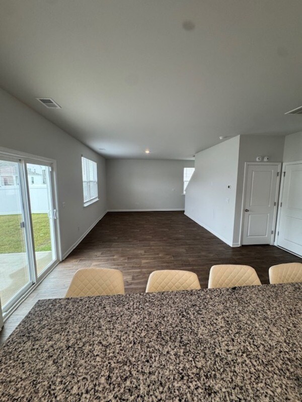 Building Photo - 204 Wild Strawberry Ln