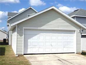 Building Photo - 1024 Park Central Cir