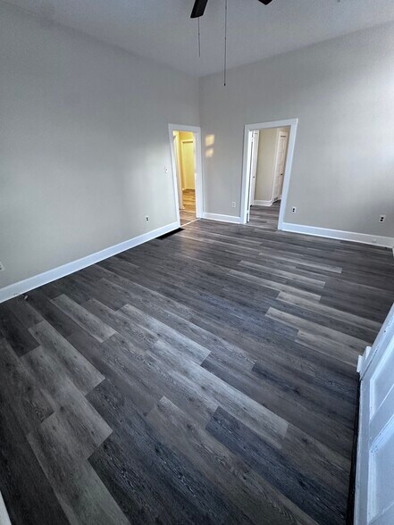 Building Photo - 14 Commonwealth Ave