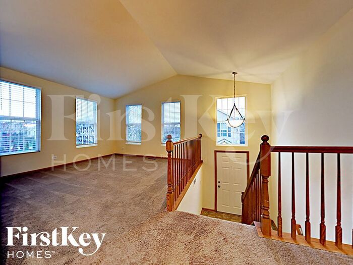 Building Photo - 751 Serendipity Dr