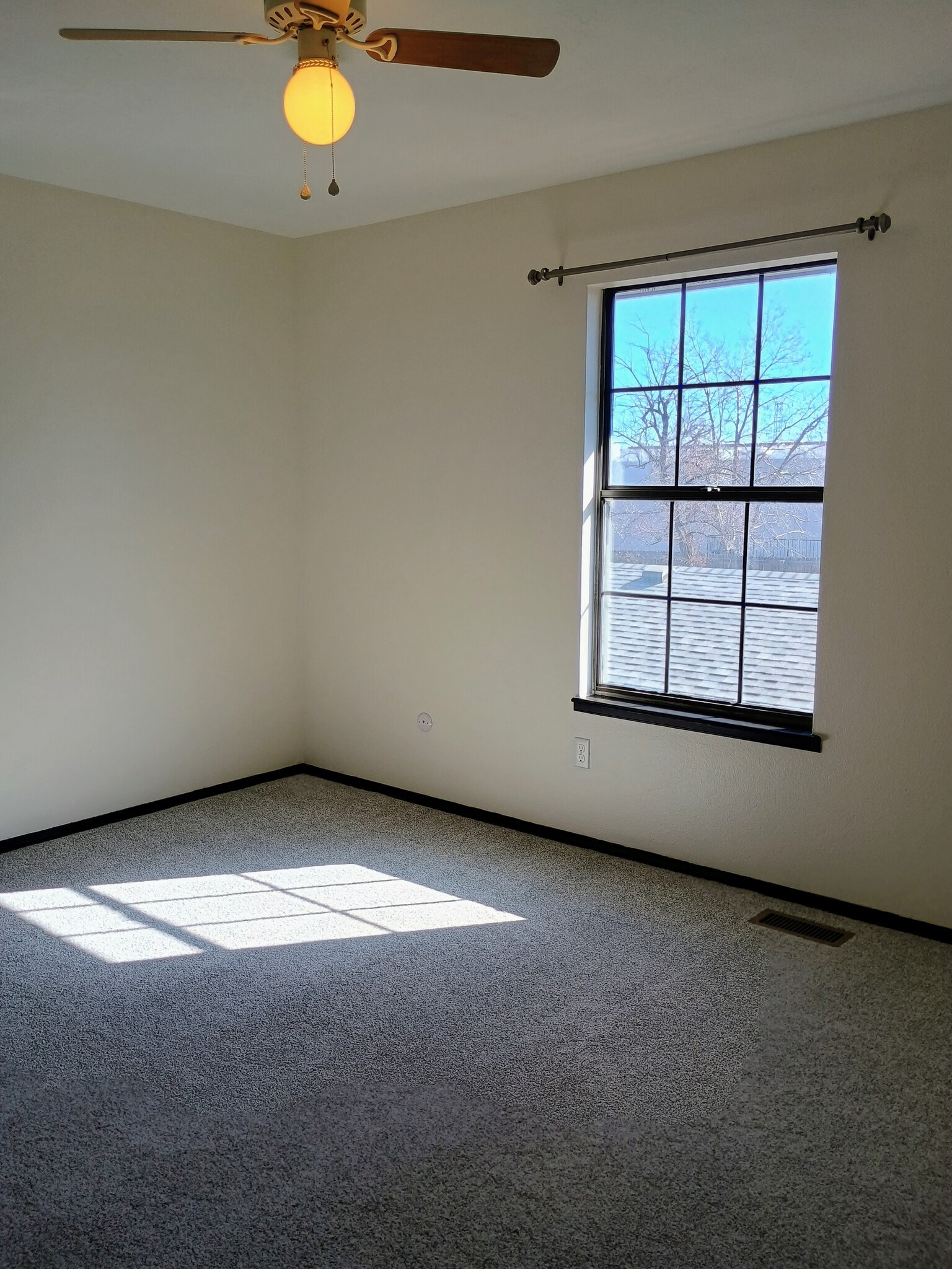 2nd Bedroom - 10360 E Jewell Ave