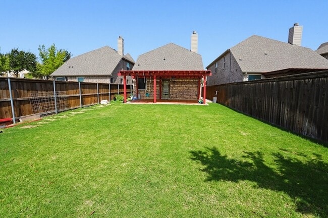 Building Photo - 349 Kyra Ct
