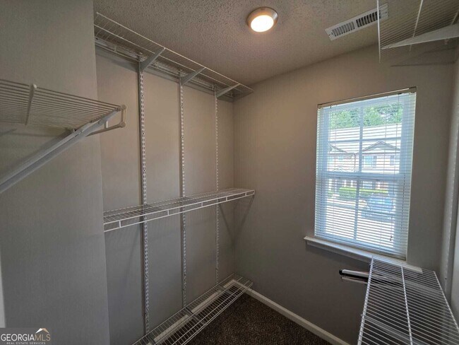Building Photo - 1722 Bayrose Cir