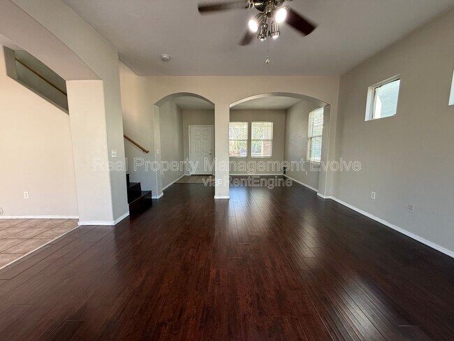 Building Photo - 3930 W Irwin Ave