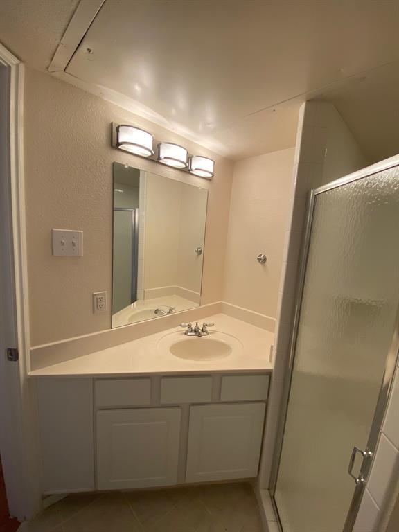 Building Photo - 3101 Townbluff Dr