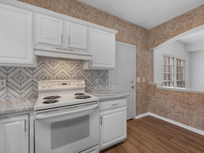 Building Photo - 142 N Magnolia Pond Pl