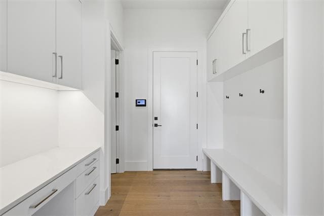 Building Photo - 9855 Kingsway Ave