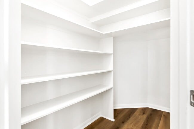 Building Photo - 21823 Mystic Point Ct